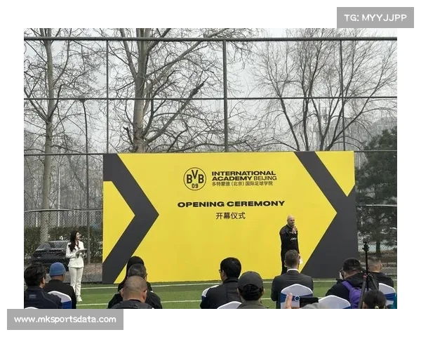 德甲俱乐部开展社区青训计划，培养下一代足球人才